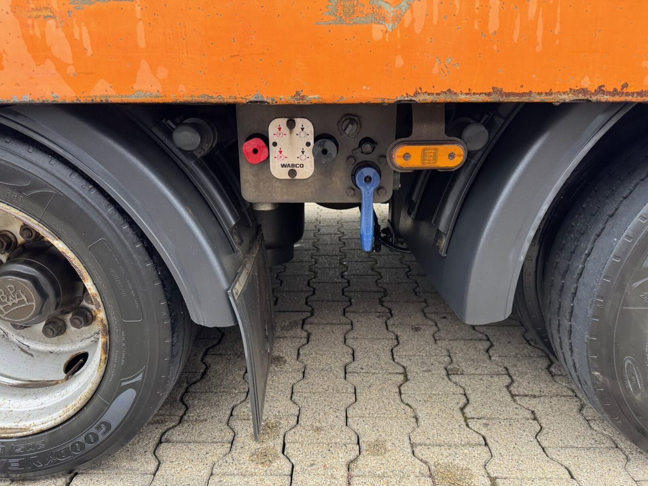 ZHP 24-32 RUFA ZHP 24-32, TwistLock-Verriegelungen, Verzinkt - Platforminė/ Bortinė priekaba: foto 2 ZHP 24-32 RUFA ZHP 24-32, TwistLock-Verriegelungen, Verzinkt - Platforminė/ Bortinė priekaba: foto 2