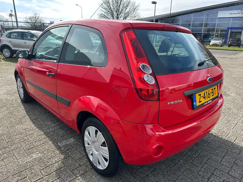 Ford Fiesta TDCi 1.4 + AIRCO + CARPLAY + REAR CAMERA + 194.511 KM - Hečbekas: foto 3 Ford Fiesta TDCi 1.4 + AIRCO + CARPLAY + REAR CAMERA + 194.511 KM - Hečbekas: foto 3