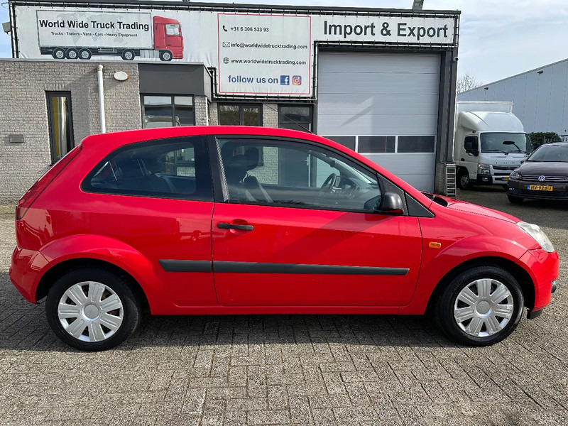 Hečbekas Ford Fiesta TDCi 1.4 + AIRCO + CARPLAY + REAR CAMERA + 194.511 KM: foto 6