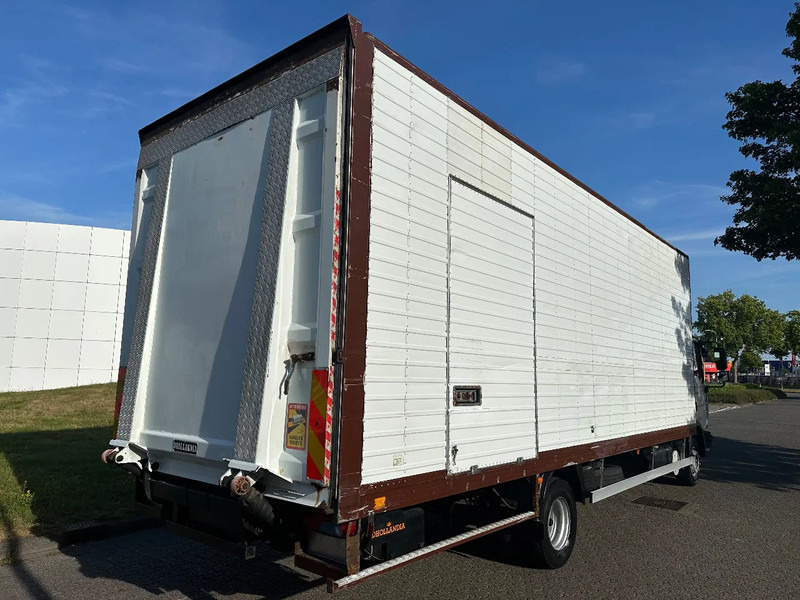 Furgonas sunkvežimis MAN TGL 12.210 MANUAL + 2000 KG LIFT + 2.60 M HIGH BIG BOX + AIRCO + SPRING / SPRING + 3 SEATS: foto 19