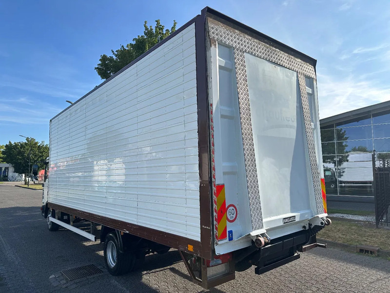 MAN TGL 12.210 MANUAL + 2000 KG LIFT + 2.60 M HIGH BIG BOX + AIRCO + SPRING / SPRING + 3 SEATS - Furgonas sunkvežimis: foto 3 MAN TGL 12.210 MANUAL + 2000 KG LIFT + 2.60 M HIGH BIG BOX + AIRCO + SPRING / SPRING + 3 SEATS - Furgonas sunkvežimis: foto 3