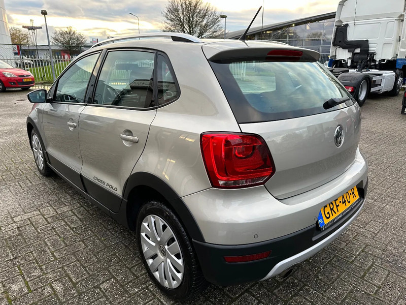 Volkswagen Polo 1.2 TSI CROSS + AUTOMATIC + 101.474 KM + APK/TUV - Hečbekas: foto 3 Volkswagen Polo 1.2 TSI CROSS + AUTOMATIC + 101.474 KM + APK/TUV - Hečbekas: foto 3