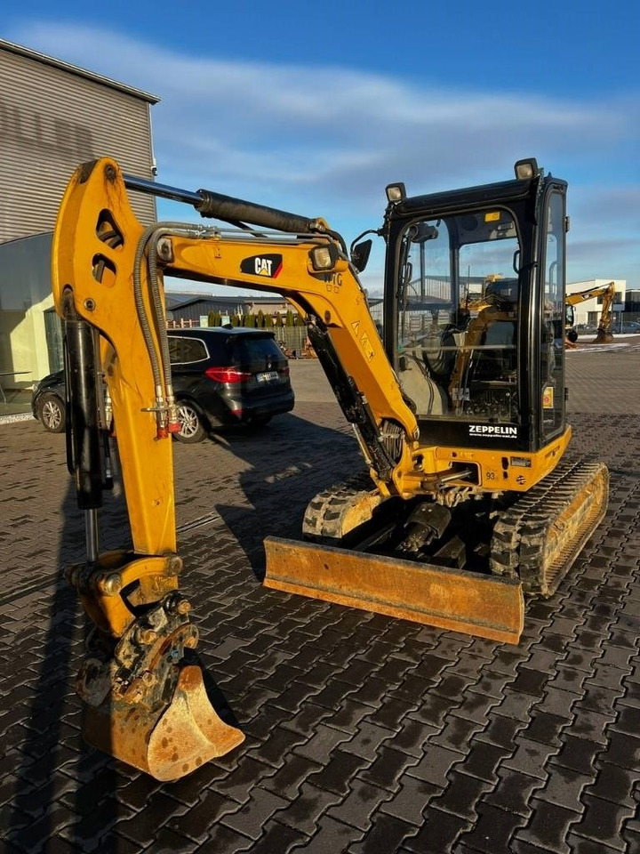 CAT 302.7 DCR - Mini ekskavatorius: foto 2 CAT 302.7 DCR - Mini ekskavatorius: foto 2
