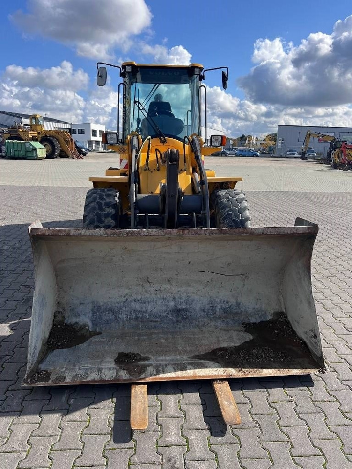 Volvo L 35 G - Ratinis krautuvas: foto 4 Volvo L 35 G - Ratinis krautuvas: foto 4