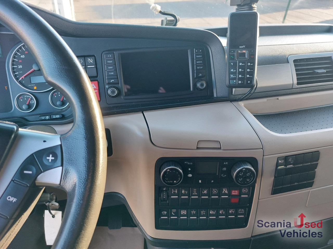 MAN TGX 18.500 XXL Standklima - Vilkikas: foto 4 MAN TGX 18.500 XXL Standklima - Vilkikas: foto 4