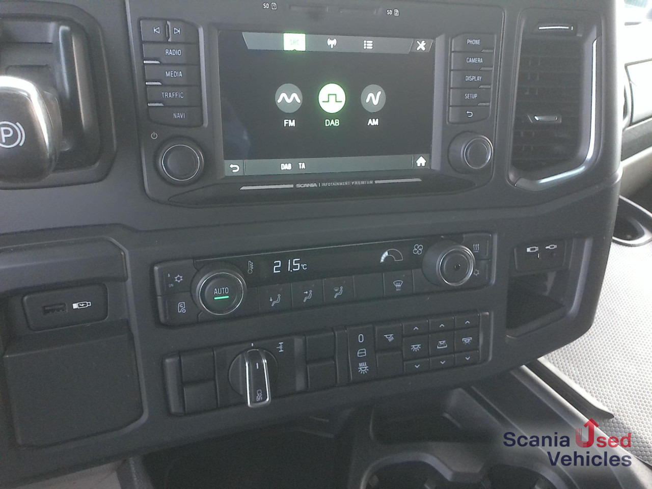 SCANIA R 450 A4x2EB - Vilkikas: foto 2 SCANIA R 450 A4x2EB - Vilkikas: foto 2