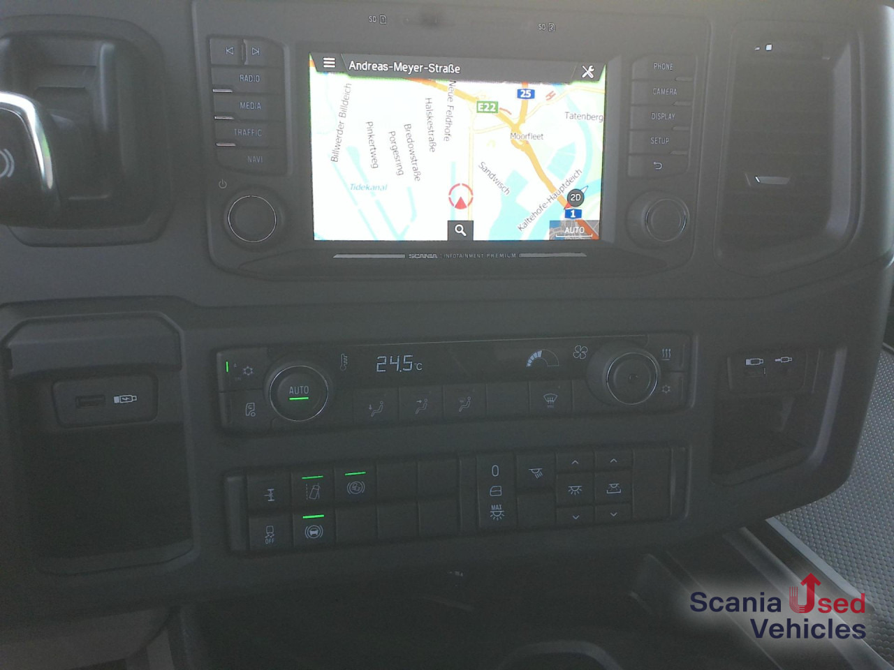 SCANIA R 460 A4x2EB Volumen Mega Jumbo - Vilkikas: foto 3 SCANIA R 460 A4x2EB Volumen Mega Jumbo - Vilkikas: foto 3