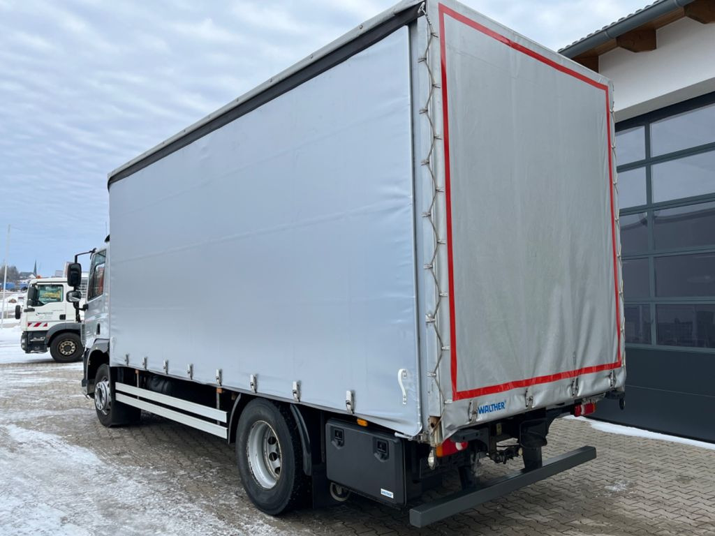 DAF CF 320FA Pritsche Schiebeplane original 87000KM - Tentinis sunkvežimis: foto 4 DAF CF 320FA Pritsche Schiebeplane original 87000KM - Tentinis sunkvežimis: foto 4