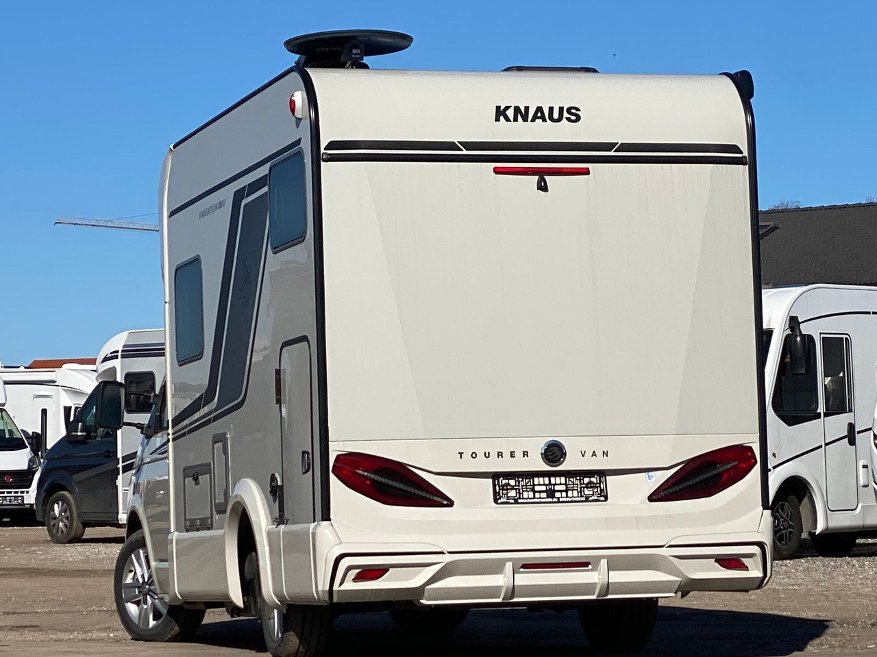 Knaus TOURER CUVISION 500 MQ,4 Personen,slide Bett - Pusiau integruotas kemperis: foto 5 Knaus TOURER CUVISION 500 MQ,4 Personen,slide Bett - Pusiau integruotas kemperis: foto 5