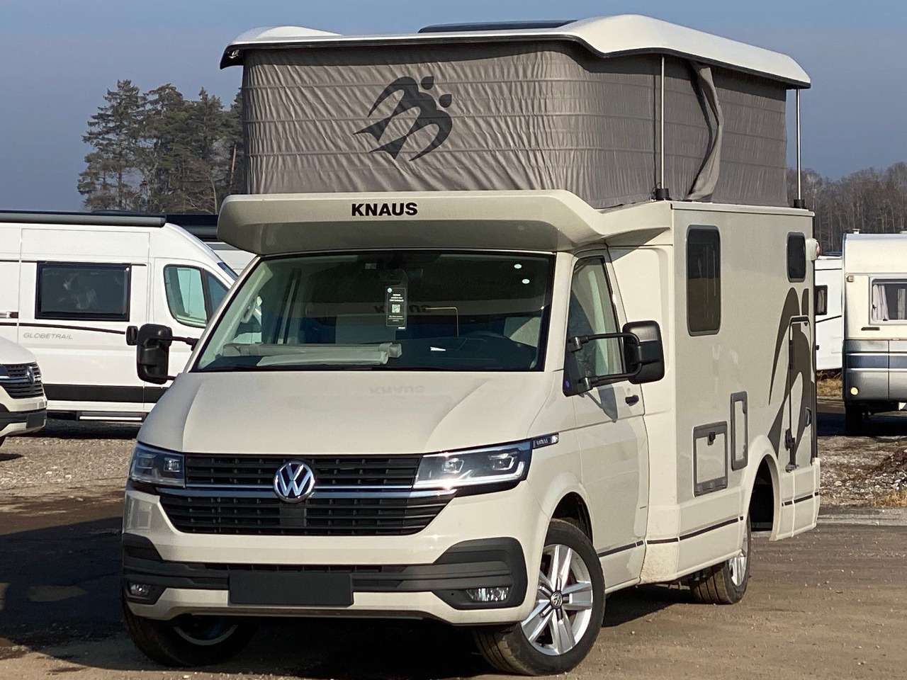 Knaus Tourer CUV 500 MQ CUVISION ohne Slide Bett,AHK - Pusiau integruotas kemperis: foto 3 Knaus Tourer CUV 500 MQ CUVISION ohne Slide Bett,AHK - Pusiau integruotas kemperis: foto 3