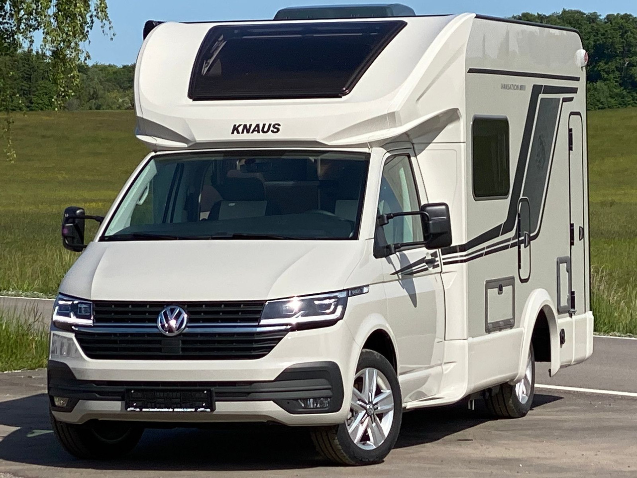 Knaus Tourer Van Vansation 500 LT, AHK,SAT,TV - Pusiau integruotas kemperis: foto 3 Knaus Tourer Van Vansation 500 LT, AHK,SAT,TV - Pusiau integruotas kemperis: foto 3