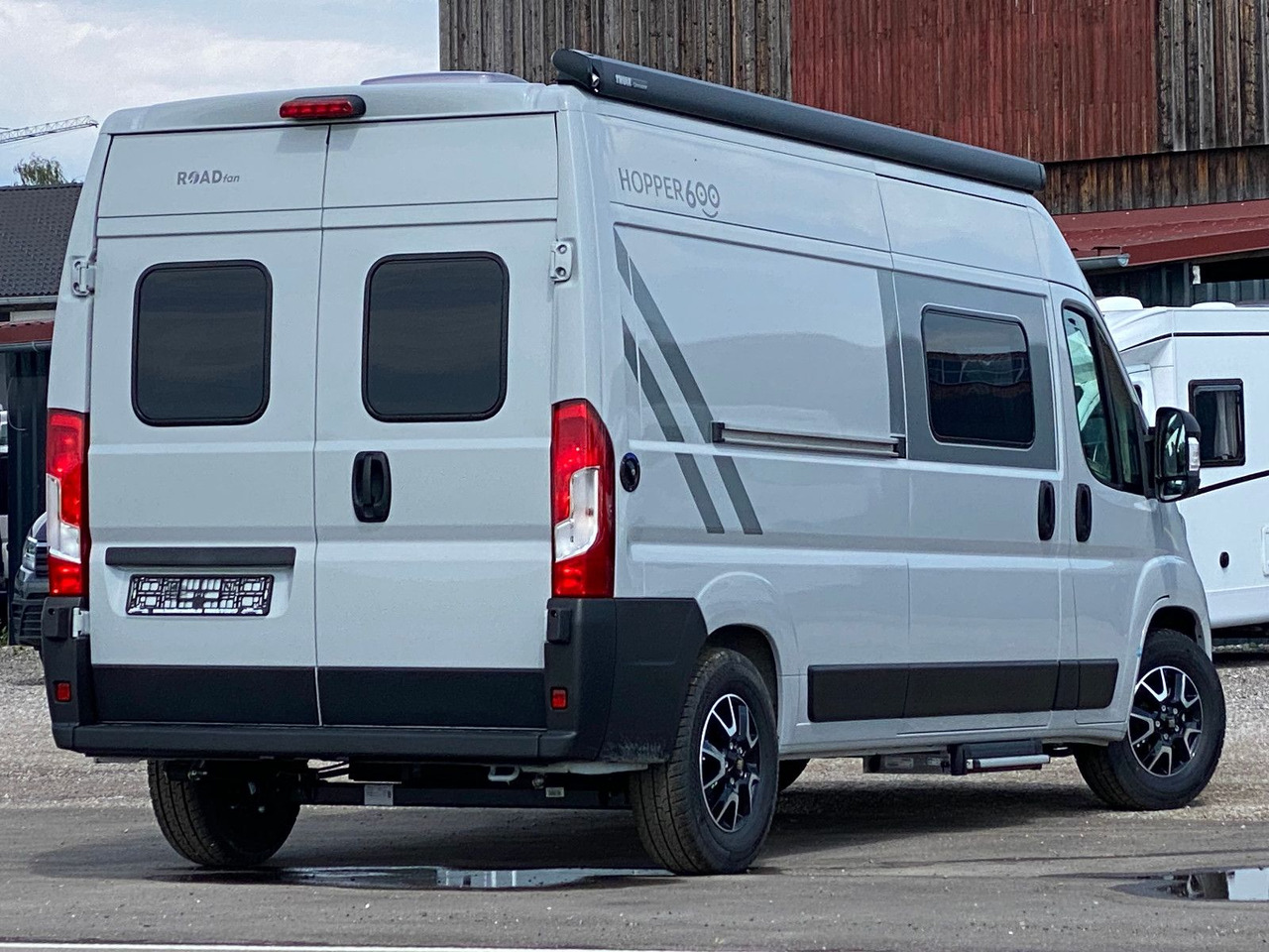 ROADfans Hopper 600 mit Automatik, Skyroof, Combi D - Mikroautobusas kemperis: foto 5 ROADfans Hopper 600 mit Automatik, Skyroof, Combi D - Mikroautobusas kemperis: foto 5