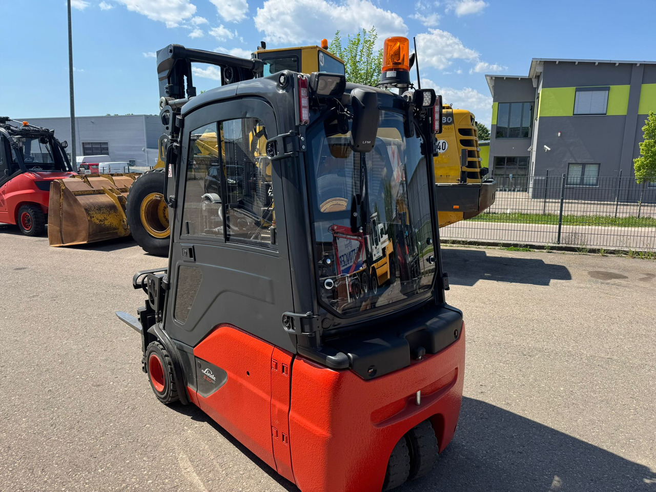 Linde E20L-02 Triplex Elektro Zinkenverstellgerät - Elektrinis krautuvas: foto 4 Linde E20L-02 Triplex Elektro Zinkenverstellgerät - Elektrinis krautuvas: foto 4