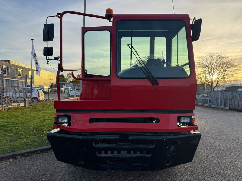 Terberg YT182 / Klima / NL Truck - Terminalų vilkikas: foto 5 Terberg YT182 / Klima / NL Truck - Terminalų vilkikas: foto 5