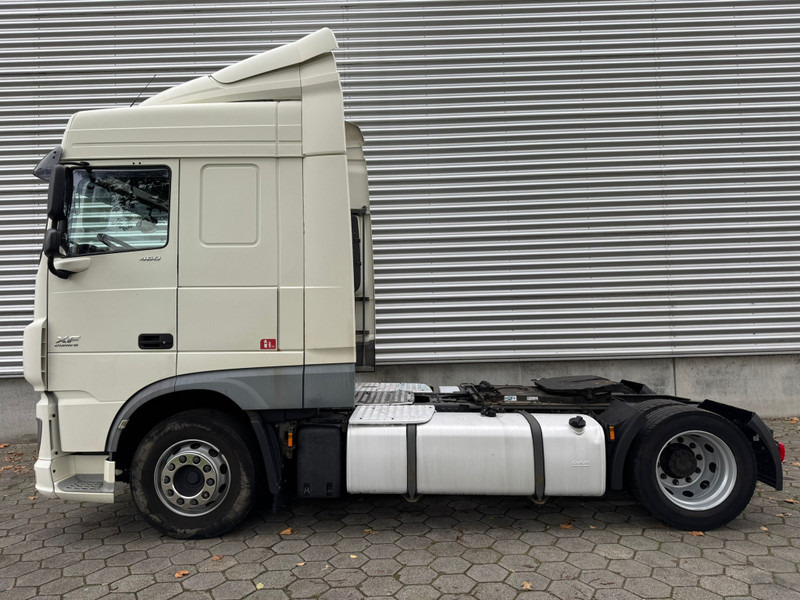 DAF XF 460 / Manual / Retarder / Mega / Roof Klima / TUV:1-2026 / NL Truck - Vilkikas: foto 5 DAF XF 460 / Manual / Retarder / Mega / Roof Klima / TUV:1-2026 / NL Truck - Vilkikas: foto 5