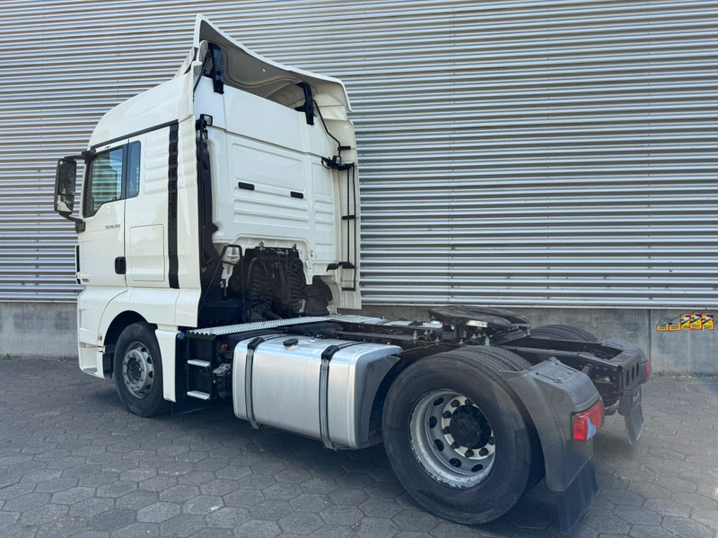 MAN TGX 18.500 XLX / Intarder / Roof Klima / 2 Tanks - Vilkikas: foto 3 MAN TGX 18.500 XLX / Intarder / Roof Klima / 2 Tanks - Vilkikas: foto 3