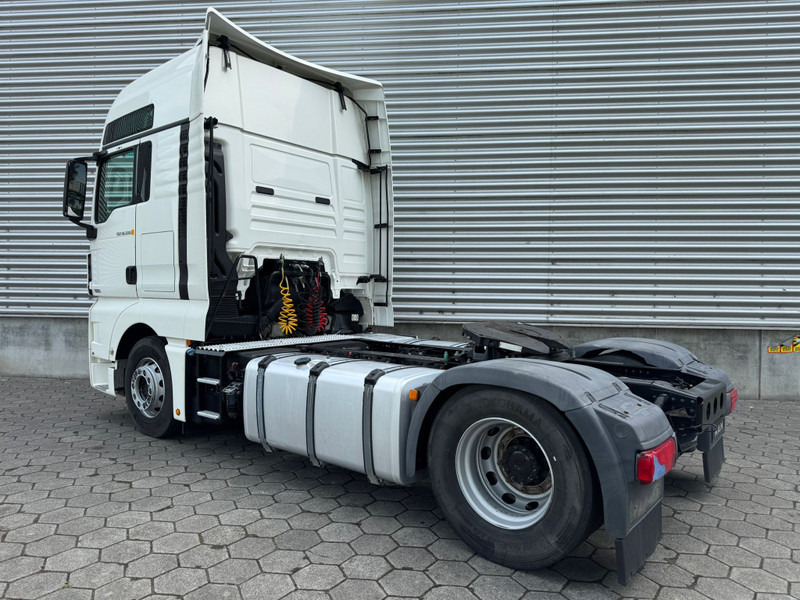 MAN TGX 18.500 XXL / Intarder / Roof Klima / 2 Tanks - Vilkikas: foto 3 MAN TGX 18.500 XXL / Intarder / Roof Klima / 2 Tanks - Vilkikas: foto 3