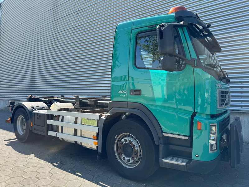 Volvo FM400 / I-Shift / Hook / Euro 5 / VEB+ / TUV: 6-2025 / NL Truck - Hook-lift sunkvežimis: foto 2 Volvo FM400 / I-Shift / Hook / Euro 5 / VEB+ / TUV: 6-2025 / NL Truck - Hook-lift sunkvežimis: foto 2