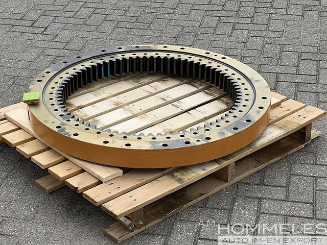 CNH INDUSTRIAL SLEWING RING H2239954 - Kranas-manipuliatorius: foto 2 CNH INDUSTRIAL SLEWING RING H2239954 - Kranas-manipuliatorius: foto 2