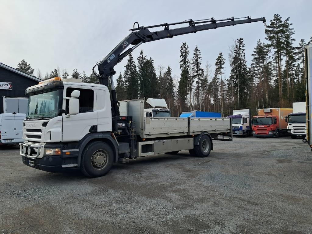 Scania P 340 - Sunkvežimis su kranu: foto 1 Scania P 340 - Sunkvežimis su kranu: foto 1