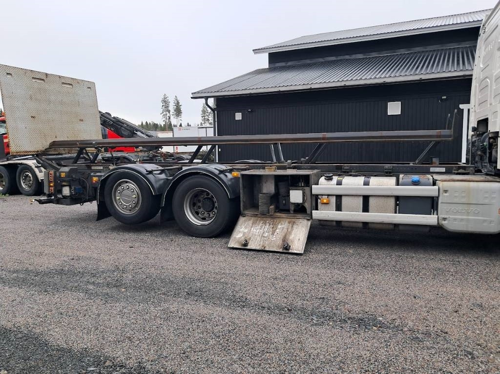 Volvo FH 13 500 - Konteineris-vežimus/ Sukeisti kūną sunkvežimis: foto 5 Volvo FH 13 500 - Konteineris-vežimus/ Sukeisti kūną sunkvežimis: foto 5