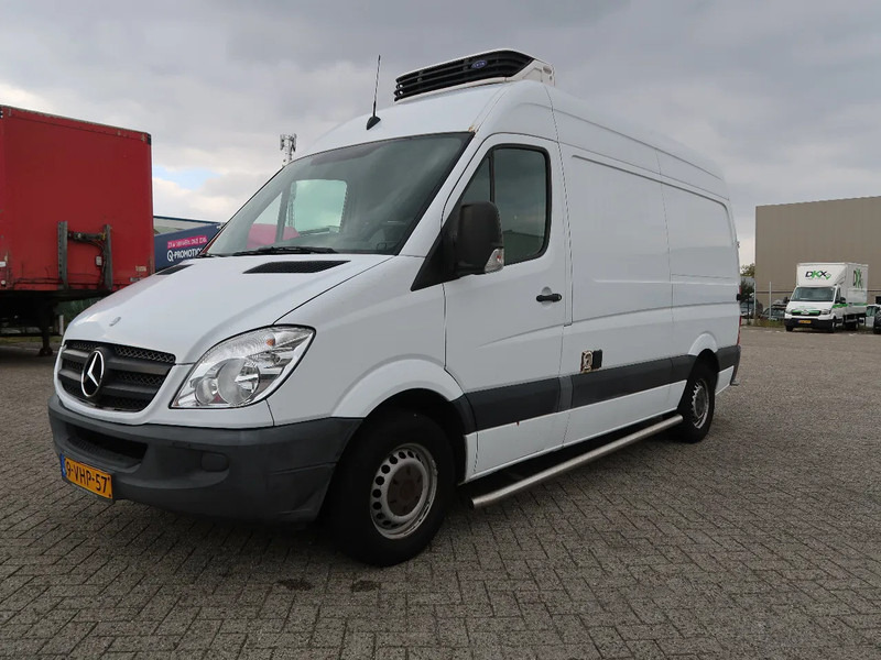 Mercedes-Benz Sprinter 311 CDI, L2H2, Manual, Carrier, TUV, NL Van, Top! - Furgonas šaldytuvas: foto 1 Mercedes-Benz Sprinter 311 CDI, L2H2, Manual, Carrier, TUV, NL Van, Top! - Furgonas šaldytuvas: foto 1