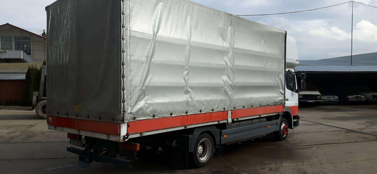 Mercedes-Benz 823 - Tentinis sunkvežimis: foto 5 Mercedes-Benz 823 - Tentinis sunkvežimis: foto 5