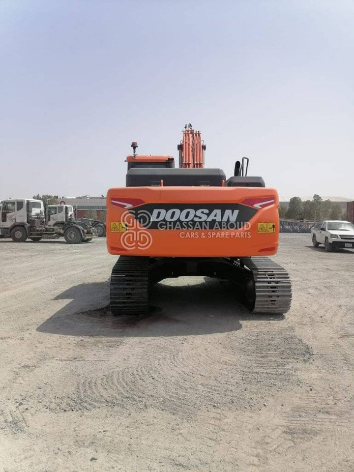 DOOSAN DX225 LCA – CHAIN EXCAVATOR OPERATING WEIGHT 22 TON APPROX. WITH BUCKET 1.08 Cu.M BUCKET ( HEAVY DUTY) MY2022 - Vikšrinis ekskavatorius: foto 2 DOOSAN DX225 LCA – CHAIN EXCAVATOR OPERATING WEIGHT 22 TON APPROX. WITH BUCKET 1.08 Cu.M BUCKET ( HEAVY DUTY) MY2022 - Vikšrinis ekskavatorius: foto 2