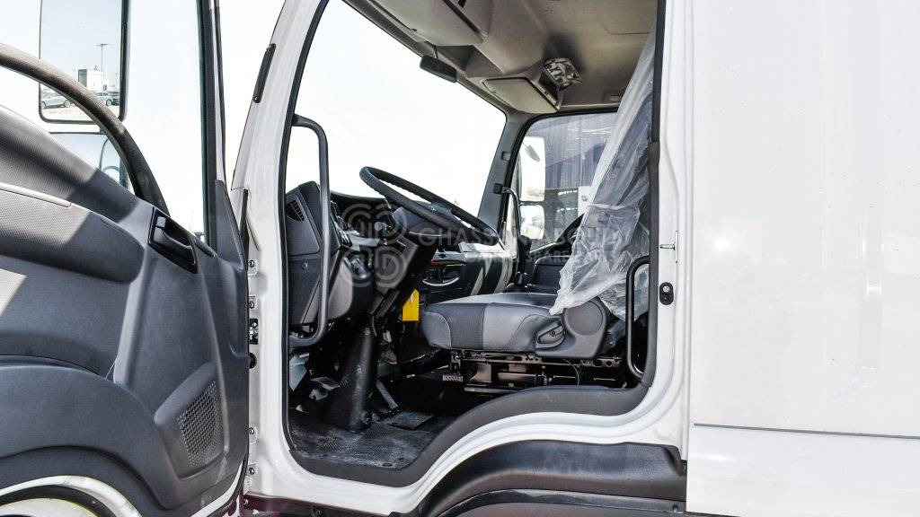 Važiuoklės sunkvežimis ISUZU 16 TON GVW SINGLE CAB 4×2 MEDIUM DUTY MY24: foto 12