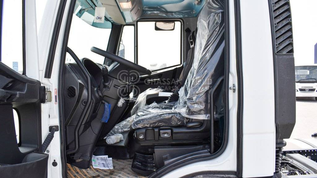 Nauja Važiuoklės sunkvežimis IVECO EUROCARGO Chassis 4×2, WB 6210 GVW 19 Ton Approx MY23: foto 7