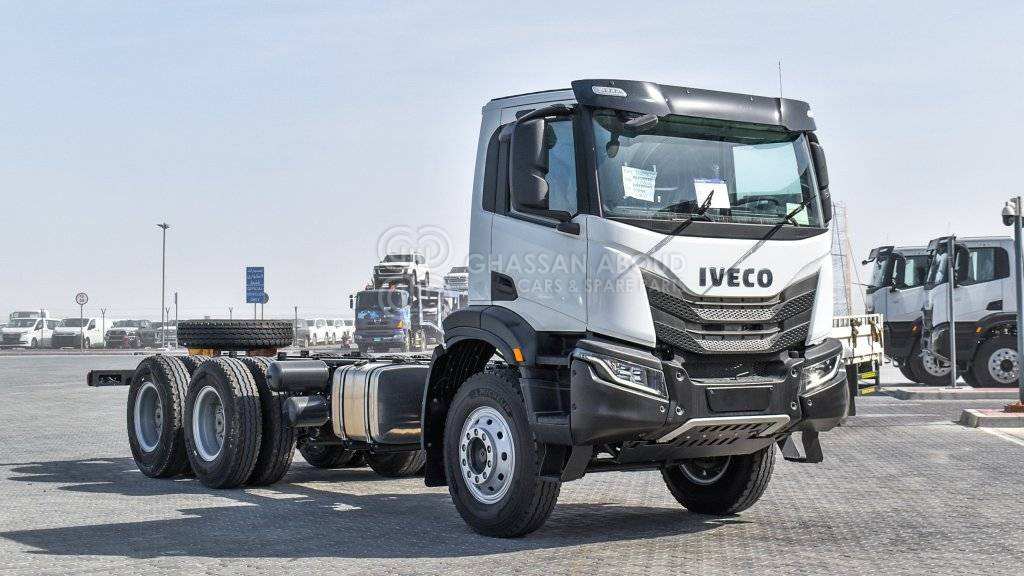 IVECO T-WAY Chassis 6×4 AD380T47H WHEELBASE 4500 MY24 - Važiuoklės sunkvežimis: foto 3 IVECO T-WAY Chassis 6×4 AD380T47H WHEELBASE 4500 MY24 - Važiuoklės sunkvežimis: foto 3