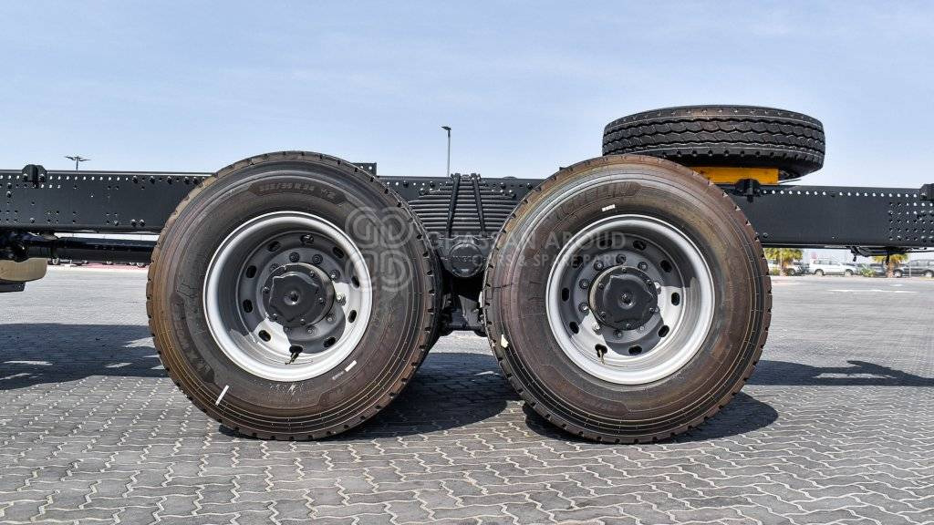 Važiuoklės sunkvežimis IVECO T-WAY Chassis  6×4 AT380T47H WHEELBASE 4500 MY25: foto 8