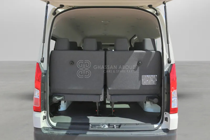 Toyota Hiace HIGH ROOF - Kita technika: foto 3 Toyota Hiace HIGH ROOF - Kita technika: foto 3