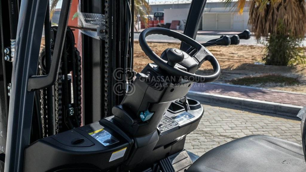 TOYOTA FORKLIFT DIESEL 3TON 3STAGE, 3LEVER 4500MM W/ SIDE SHIFT MY24 - Dyzelinis krautuvas: foto 4 TOYOTA FORKLIFT DIESEL 3TON 3STAGE, 3LEVER 4500MM W/ SIDE SHIFT MY24 - Dyzelinis krautuvas: foto 4