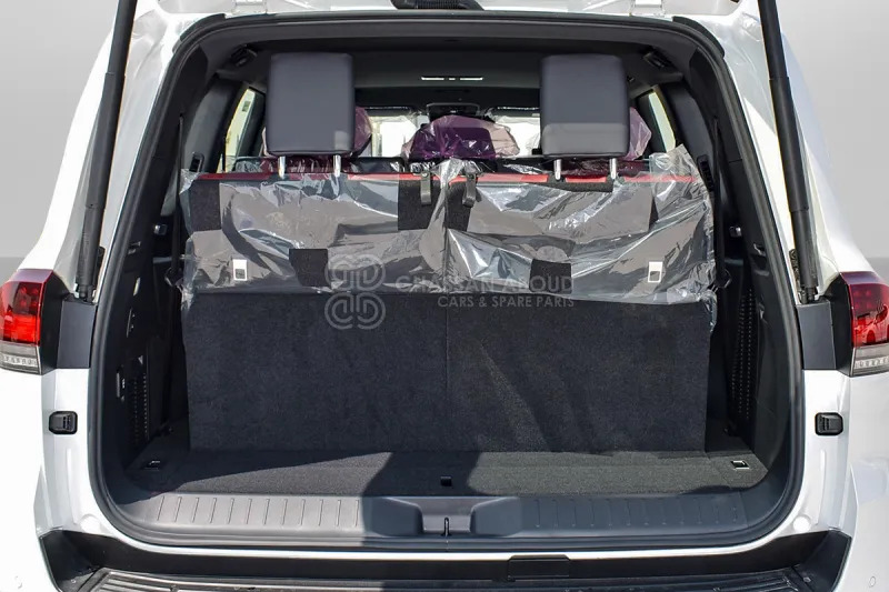 Toyota Land Cruiser 300 4X4 - Visureigis: foto 5 Toyota Land Cruiser 300 4X4 - Visureigis: foto 5