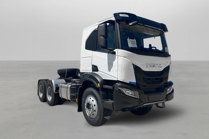 Iveco T-WAY AT720T47TH 6×4 R22.5 Tyres Tractor Head - Barcelona Stock - Vilkikas: foto 1 Iveco T-WAY AT720T47TH 6×4 R22.5 Tyres Tractor Head - Barcelona Stock - Vilkikas: foto 1