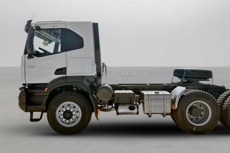 Iveco T-WAY AT720T47TH 6×4 R24 Tyres Tractor Head - Barcelona Stock - Vilkikas: foto 2 Iveco T-WAY AT720T47TH 6×4 R24 Tyres Tractor Head - Barcelona Stock - Vilkikas: foto 2