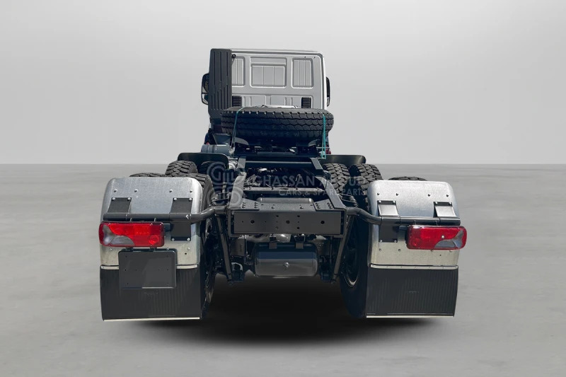 Iveco T-WAY AT720T47TH 6×4 R24 Tyres Tractor Head - Barcelona Stock - Vilkikas: foto 4 Iveco T-WAY AT720T47TH 6×4 R24 Tyres Tractor Head - Barcelona Stock - Vilkikas: foto 4