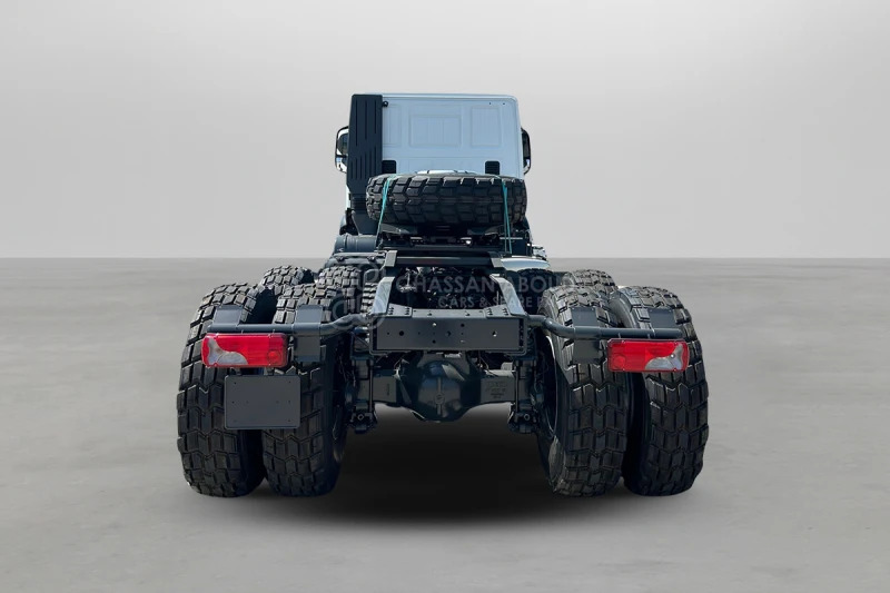 Iveco T-WAY AT720T47WTH 6x6 R20 Tyres Tractor Head - Barcelona Stock - Vilkikas: foto 3 Iveco T-WAY AT720T47WTH 6x6 R20 Tyres Tractor Head - Barcelona Stock - Vilkikas: foto 3