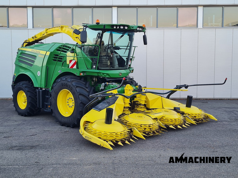 John Deere 8300 pro drive - Pašarų kombainas: foto 3 John Deere 8300 pro drive - Pašarų kombainas: foto 3