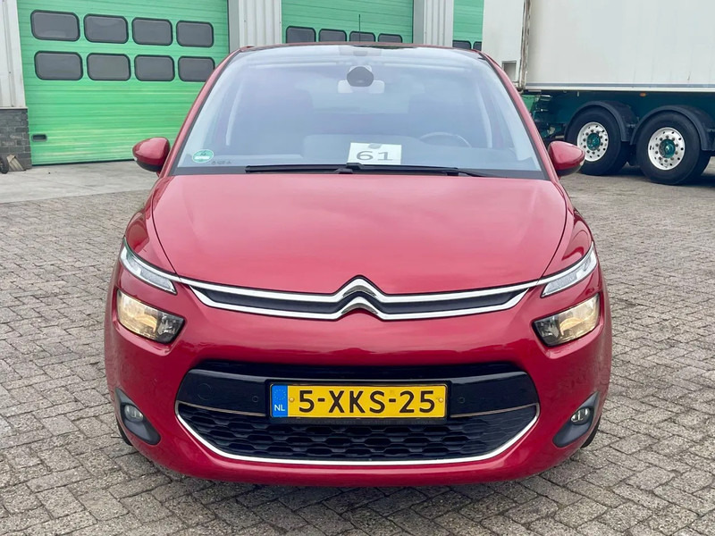 Citroën C4 Picasso REAR VIEW CAMERA, BLIND SPOT SENSOR, AUTO PARKING, FRONT & REAR PARKTRONIC, - Hečbekas: foto 2 Citroën C4 Picasso REAR VIEW CAMERA, BLIND SPOT SENSOR, AUTO PARKING, FRONT & REAR PARKTRONIC, - Hečbekas: foto 2