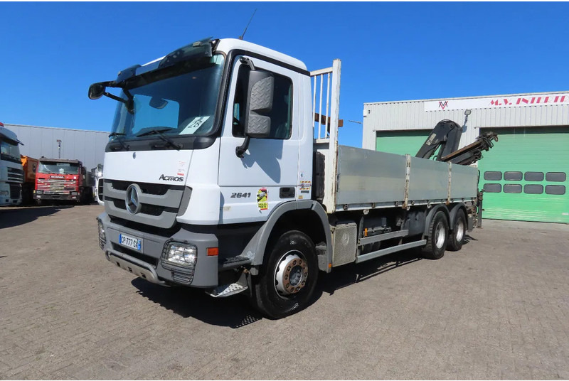 Mercedes-Benz Actros 2641 6x4 HIAB XS144 Hiduo SPRING/SPRING - Sunkvežimis su kranu: foto 2 Mercedes-Benz Actros 2641 6x4 HIAB XS144 Hiduo SPRING/SPRING - Sunkvežimis su kranu: foto 2