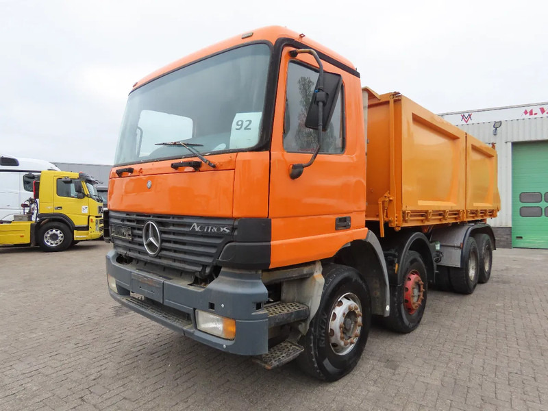 Mercedes-Benz Actros 3240 Manual, steel dumper! Great condition! - Savivartis sunkvežimis: foto 5 Mercedes-Benz Actros 3240 Manual, steel dumper! Great condition! - Savivartis sunkvežimis: foto 5