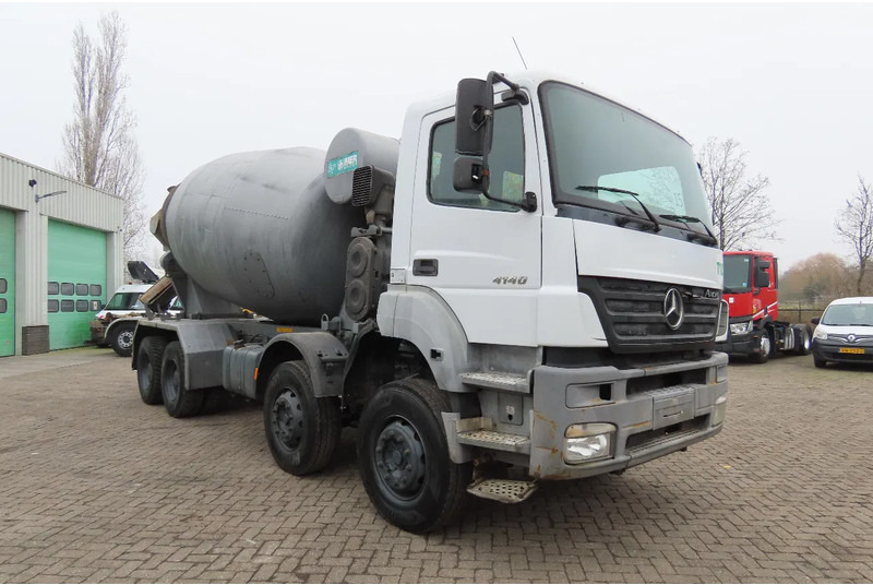 Mercedes-Benz Axor 4140 236540 KM ! BIG AXELS, Manual gearbox, FULL SPRING! 8х4 - Betonvežis: foto 1 Mercedes-Benz Axor 4140 236540 KM ! BIG AXELS, Manual gearbox, FULL SPRING! 8х4 - Betonvežis: foto 1