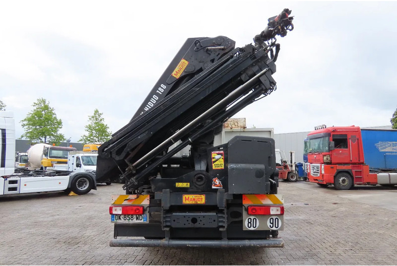 Renault C430 Bj 2018 HIAB X-HIDOU 18 8 RETARDER, WHEELBASE 4.35M, NAVI - Sunkvežimis su kranu: foto 5 Renault C430 Bj 2018 HIAB X-HIDOU 18 8 RETARDER, WHEELBASE 4.35M, NAVI - Sunkvežimis su kranu: foto 5