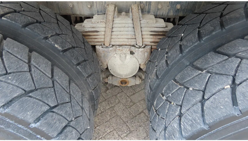 Betonvežis Renault Kerax 370 6X6! 10M3, FULL SPRIG. GREAT CONDITON!: foto 9