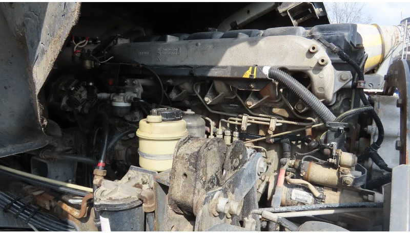 Betonvežis Renault Kerax 370 6X6! 10M3, FULL SPRIG. GREAT CONDITON!: foto 7