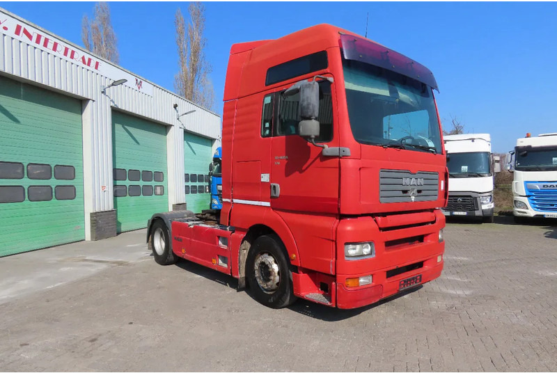 MAN TGA 18.460 Manual injection (euro2), Manual gearbox - Vilkikas: foto 1 MAN TGA 18.460 Manual injection (euro2), Manual gearbox - Vilkikas: foto 1