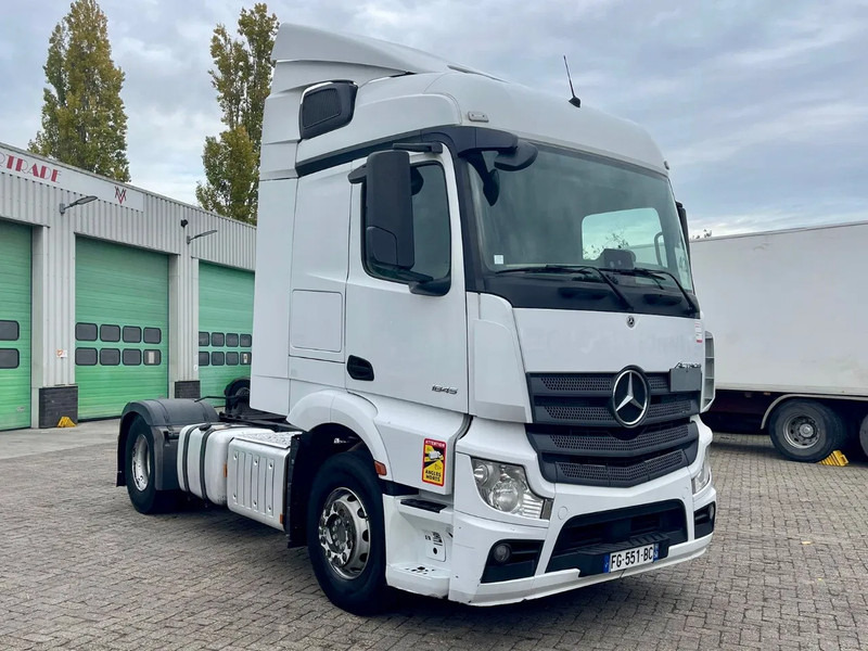 Mercedes-Benz Actros 1845 vin: WDF9634031C008330 , 2 tanks, France clean truck - Vilkikas: foto 1 Mercedes-Benz Actros 1845 vin: WDF9634031C008330 , 2 tanks, France clean truck - Vilkikas: foto 1