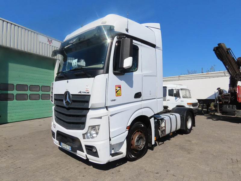 Mercedes-Benz Actros 1851 RETARDER, EVV, 831300 km original! RETARDER, 2 tanks - Vilkikas: foto 4 Mercedes-Benz Actros 1851 RETARDER, EVV, 831300 km original! RETARDER, 2 tanks - Vilkikas: foto 4